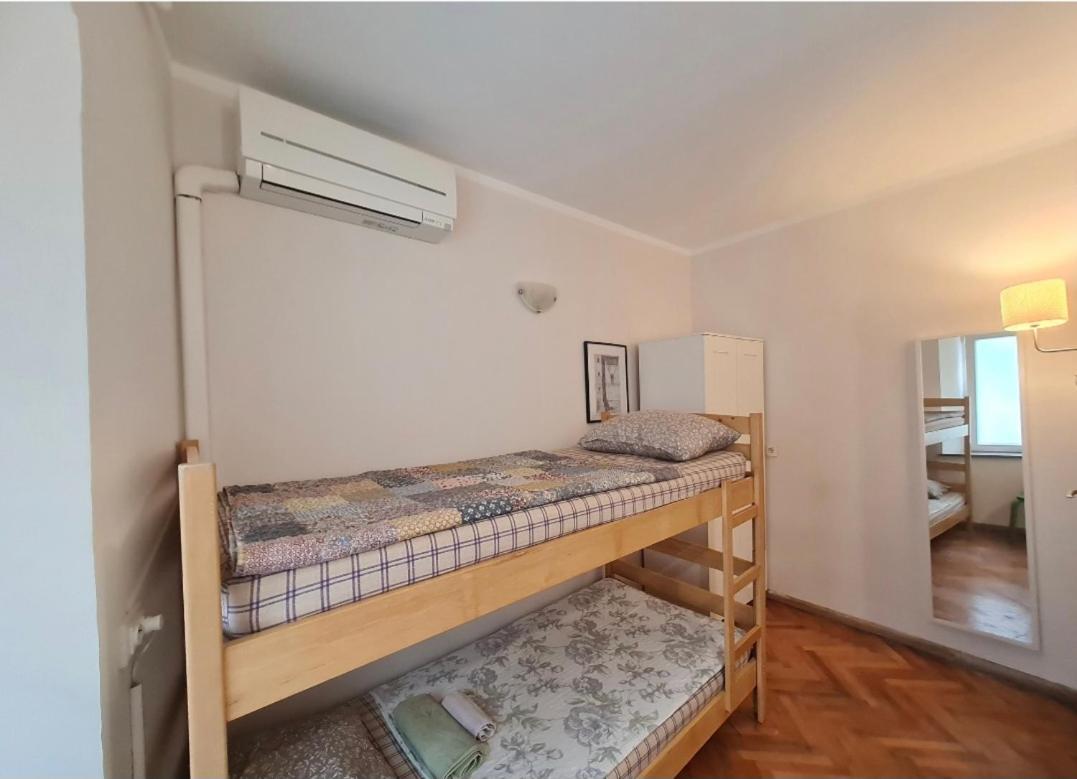 Rooms & Studio Apartments Sibenik Room photo